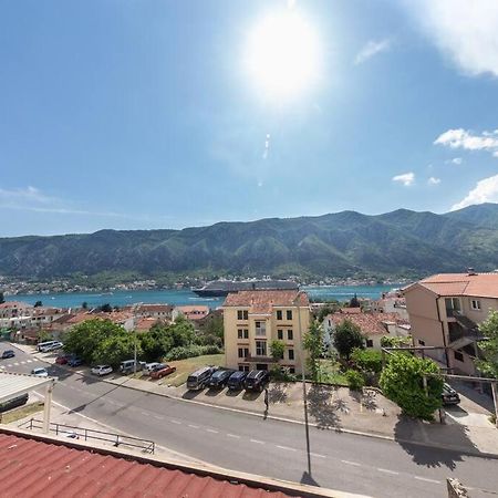 Sailor'S Knot Apartment - Central And Amazing Sea View Kotor Bagian luar foto