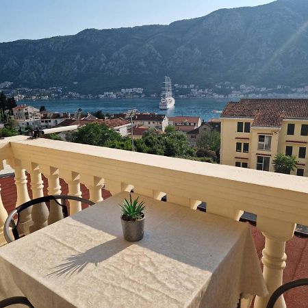 Sailor'S Knot Apartment - Central And Amazing Sea View Kotor Bagian luar foto