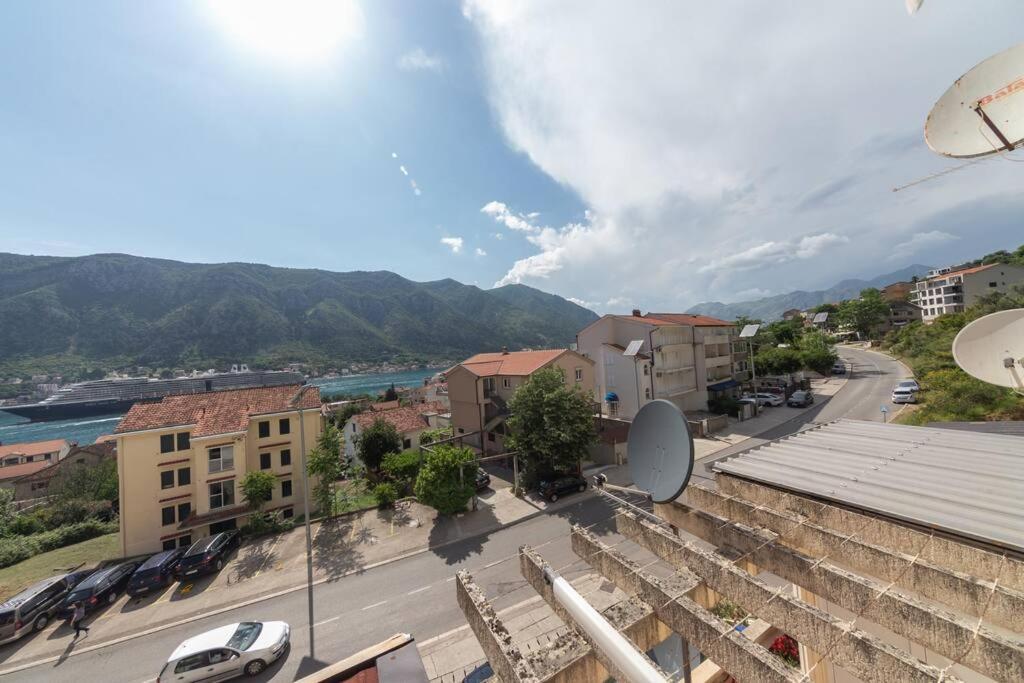 Sailor'S Knot Apartment - Central And Amazing Sea View Kotor Bagian luar foto